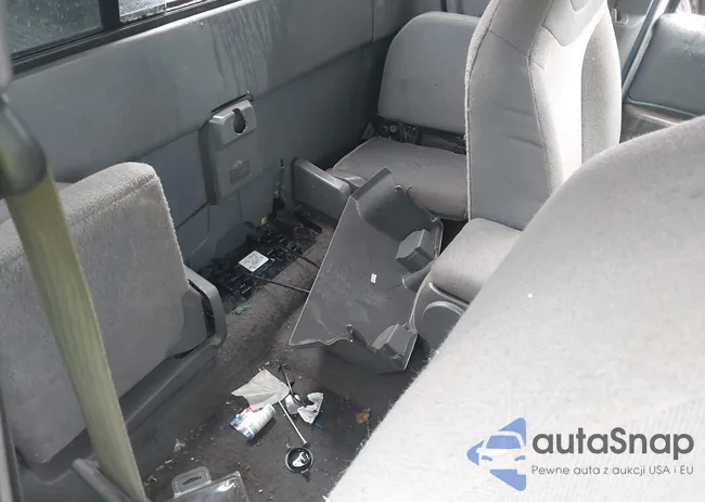 1FTYR14U51PA38134: 42889052