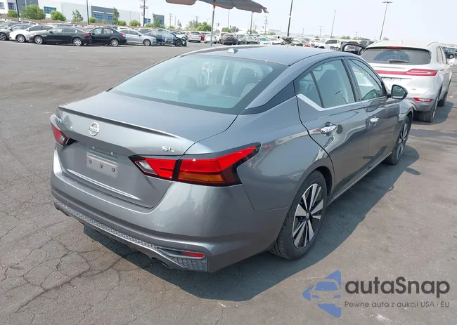 1N4BL4EV6KC229687: 42889072