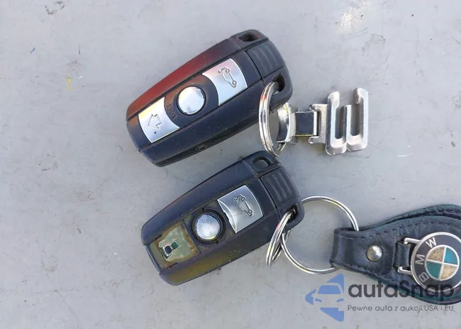 WBAVB13596PT05054: 42889135