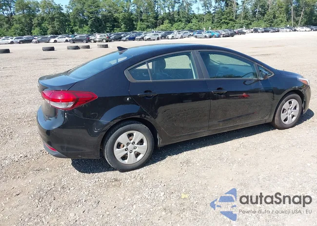 3KPFK4A78HE037601: 42888341