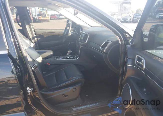 1C4RJFJG4HC751339: 42888461