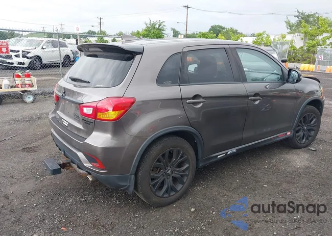 JA4AR3AU3JU006859: 42888553