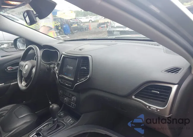 1C4PJMDX6KD351114: 42888561