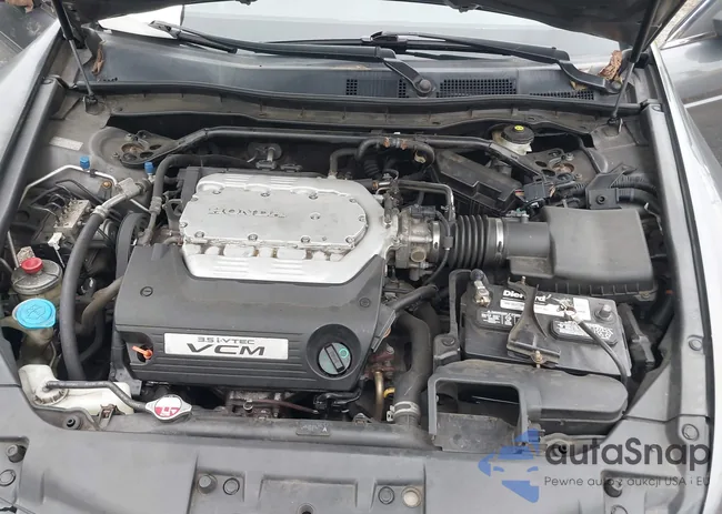 1HGCP3F80AA016445: 42888680