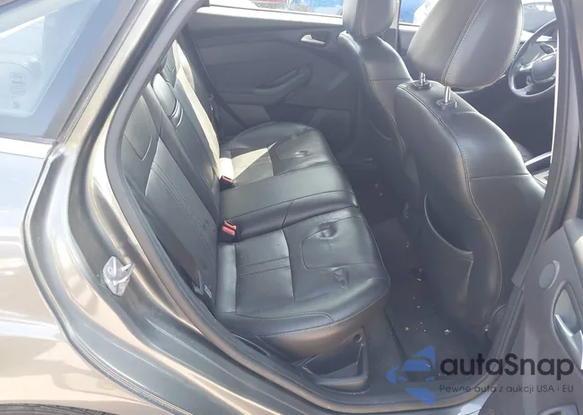 1FADP3J20DL189239: 42890124