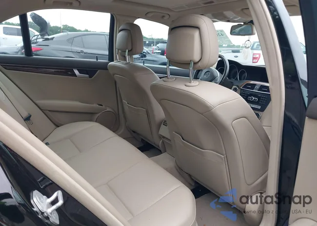 WDDGF8AB2EA937676: 42890304