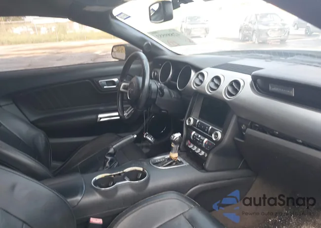 1FATP8UH2K5104301: 42889553