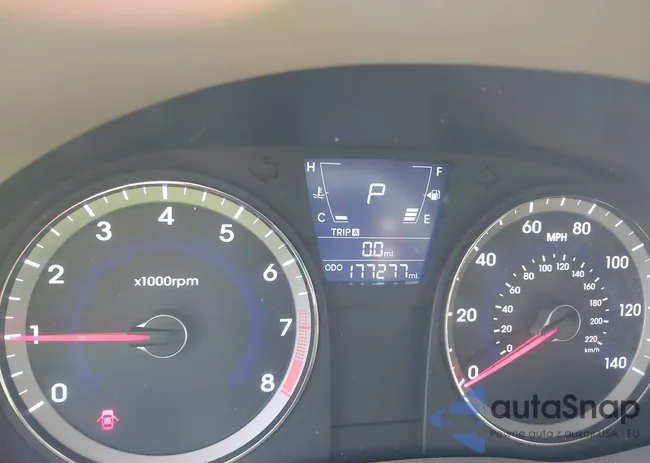 KMHCU4AE7CU057727: 42889643