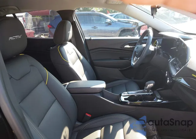 KL77LKEP2SC025195: 42890732