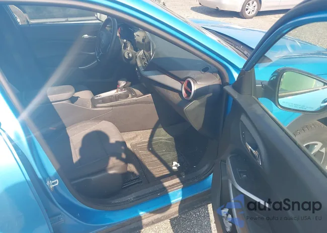 KL77LGEP6SC105547: 42890829