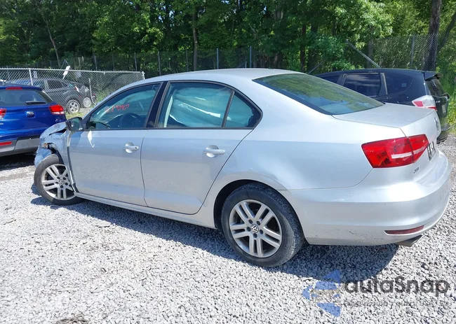 3VW2K7AJXFM202463: 42890907