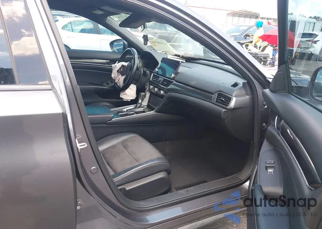 1HGCV1F3XJA063738: 42890942