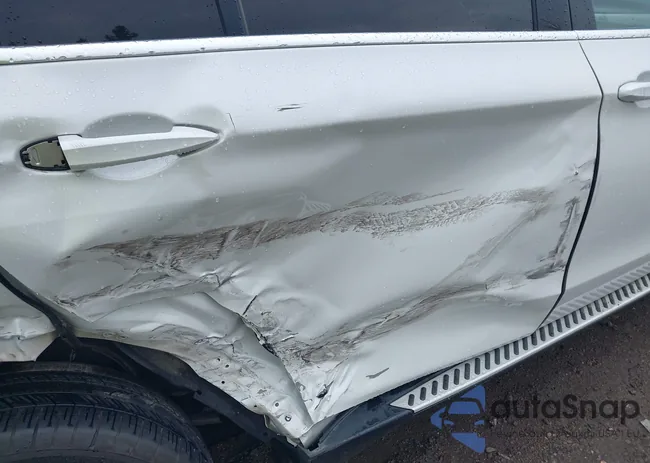 5UXKR0C5XF0P14151: 42890372