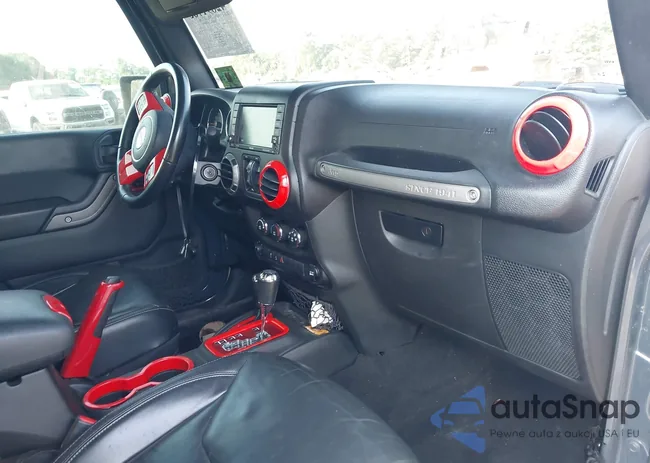 1C4BJWDG9GL347724: 42891785