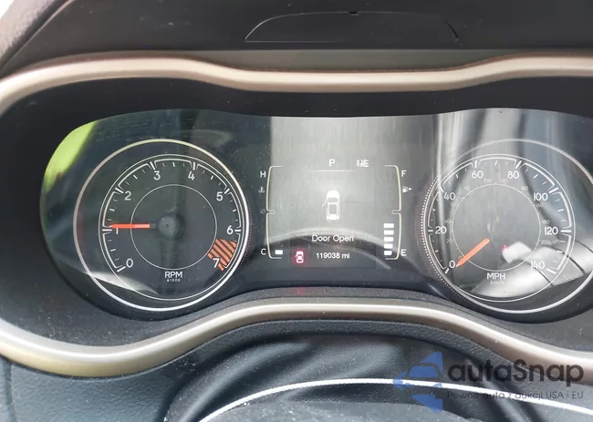 1C4PJMCB0FW764890: 42891793