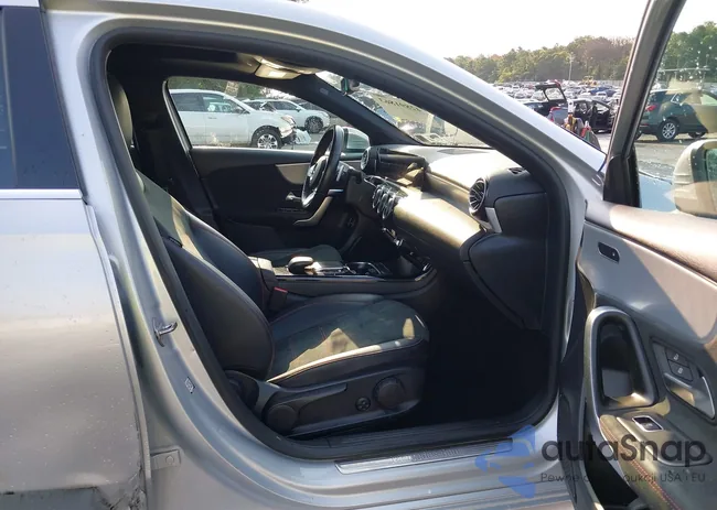 W1K3G4EB0NJ362069: 42891863