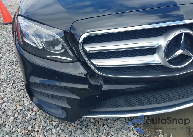 WDDZF4JB7JA321080: 42891947