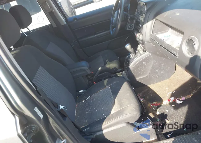 1C4NJRBB1ED523243: 42892088