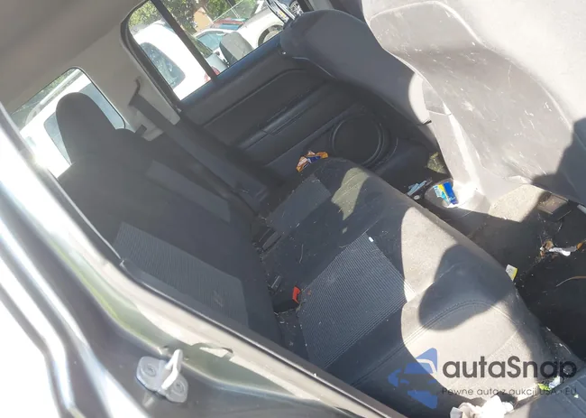 1C4NJRBB1ED523243: 42892088