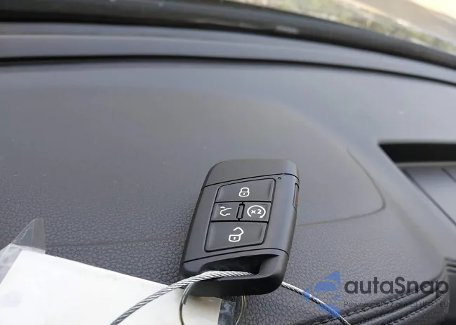 1V2KP2CA4NC558801: 42892100