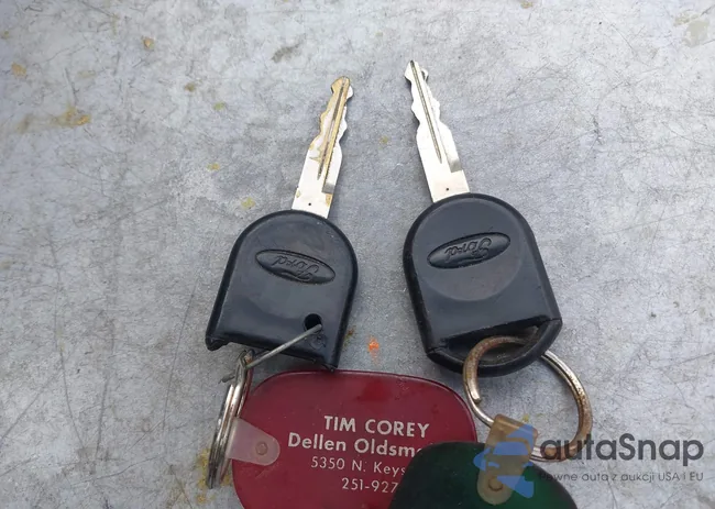 1FTMF1EW0AKC19954: 42892155