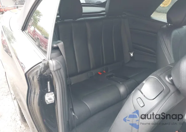 WBA1M1C54GV394134: 42892180