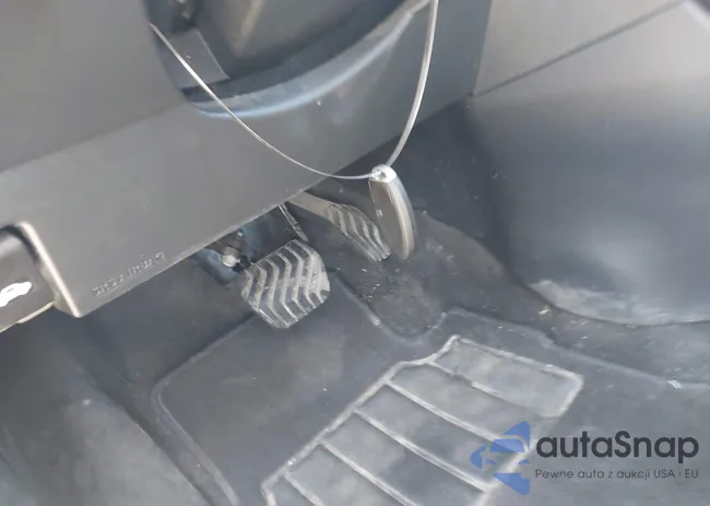 3N1CP5CU0JL518623: 42892181