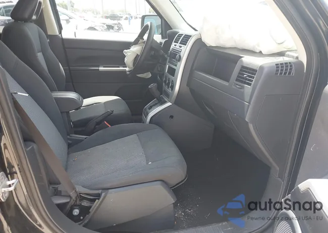 1J8FT28W58D644502: 42891445