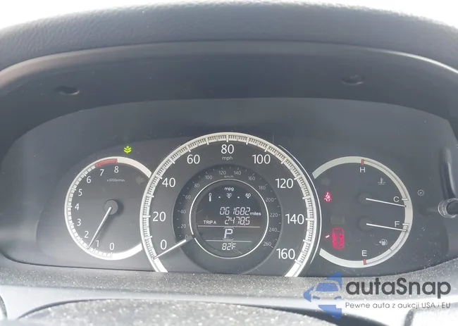 1HGCR2F30EA008814: 42891567