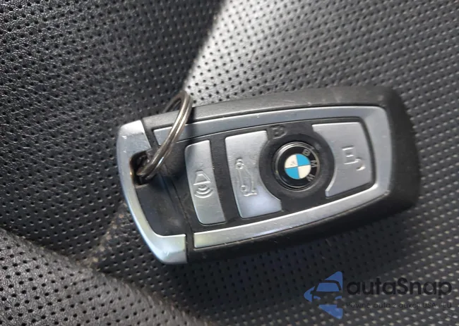 WBAKC8C57CC437189: 42891644