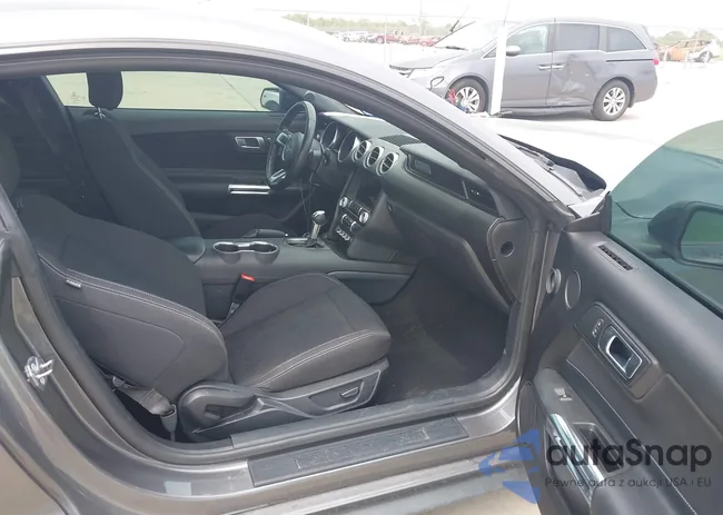 1FA6P8TH0M5113922: 42891676