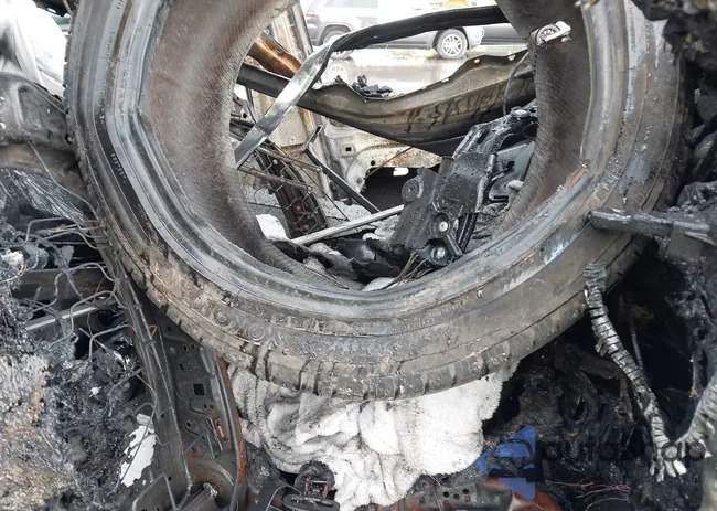 4JGFF5KE5SB318536: 42892831