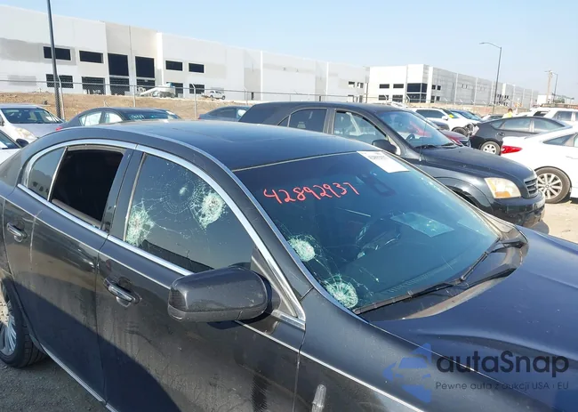 1LNHL9DK1FG600323: 42892937