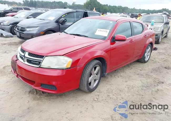 1B3BD1FB9BN561008: 42892938