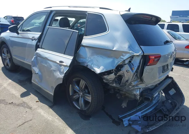 3VV4B7AX9KM194593: 42893020