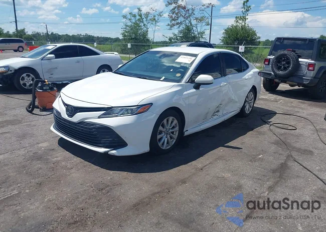 4T1B11HK6JU037867: 42893296