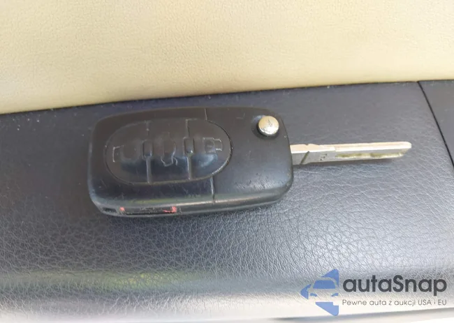 WAUDT48H95K010433: 42892345