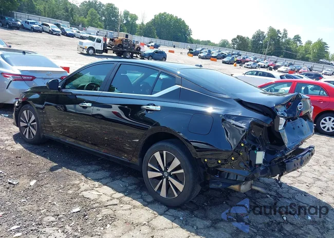 1N4BL4DWXMN348408: 42892456