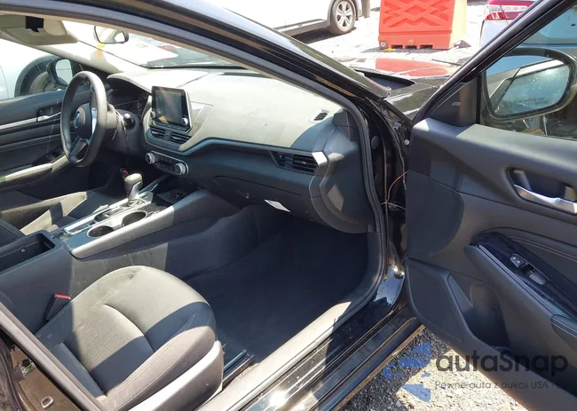 1N4BL4DWXMN348408: 42892456