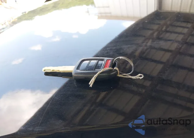 1HGCR2F37FA013364: 42892615