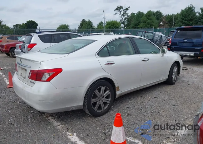 JTHBJ46GX92331010: 42892648