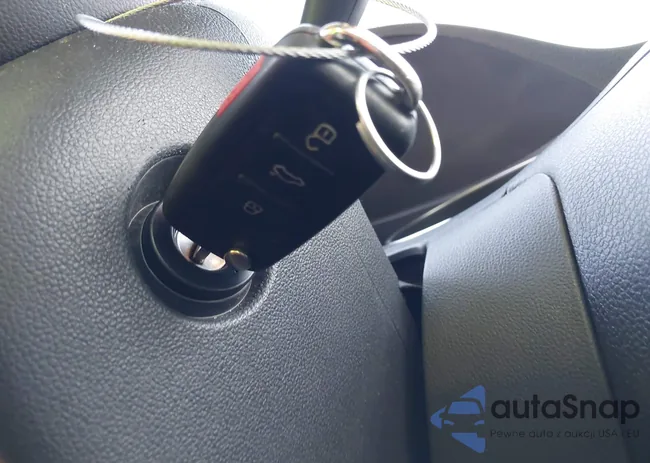 3VW267AJ2GM241389: 42894043