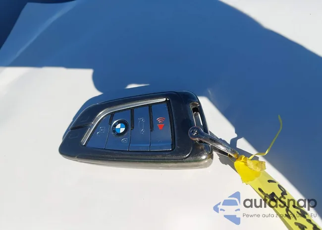 WBAJB1C52KB471728: 42894152