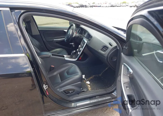 YV140MEK3F1218157: 42894228