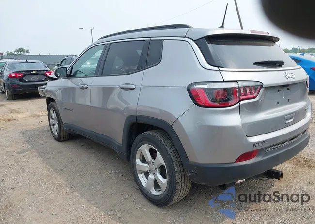 3C4NJCBB1KT667295: 42893338