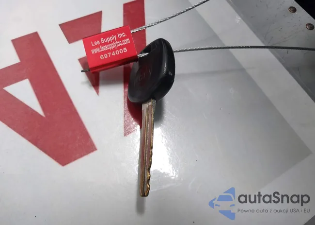 4T1BF3EK0BU686826: 42893608