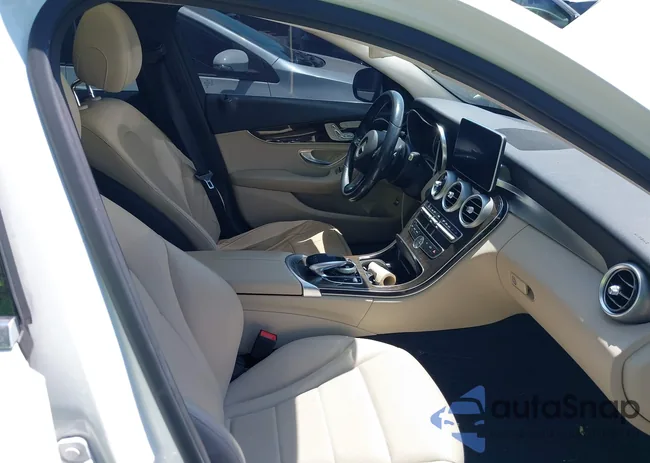 55SWF4JB1GU116852: 42893673