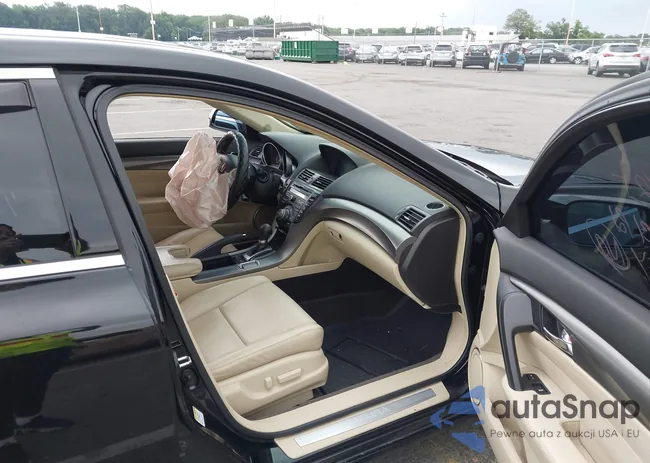 19UUA8F55CA030918: 42893687