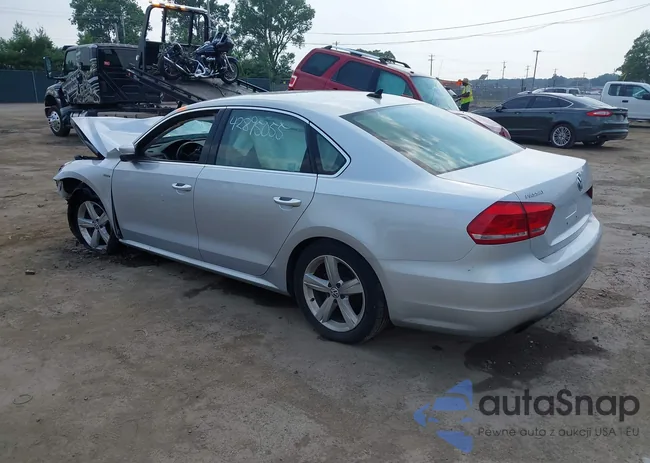 1VWAT7A35FC117073: 42895055