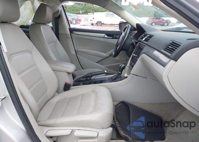 1VWAT7A35FC117073: 42895055